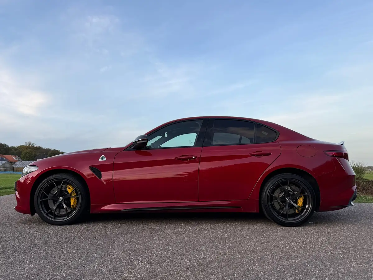 Alfa Romeo Giulia 2.9 V6 Quadrifoglio Automaat | Carbon | Harman & Kardon | Akrapovic | Leder/Alcantara | Stuur- & Stoelverwarming: foto 2