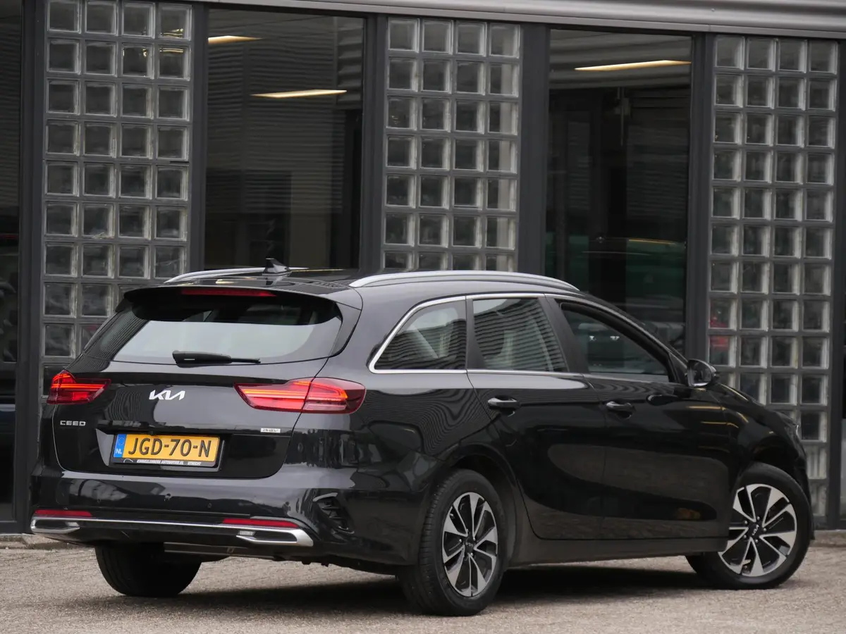 Kia Ceed Sportswagon PHEV DYNAMICLINE/ WINTER PAKKET/ CAMERA/ CARPLAY: foto 2