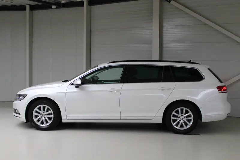 Volkswagen Passat Variant 1.5 TSI DSG Comfortline 2019 leasen bij DreamLease: foto 2