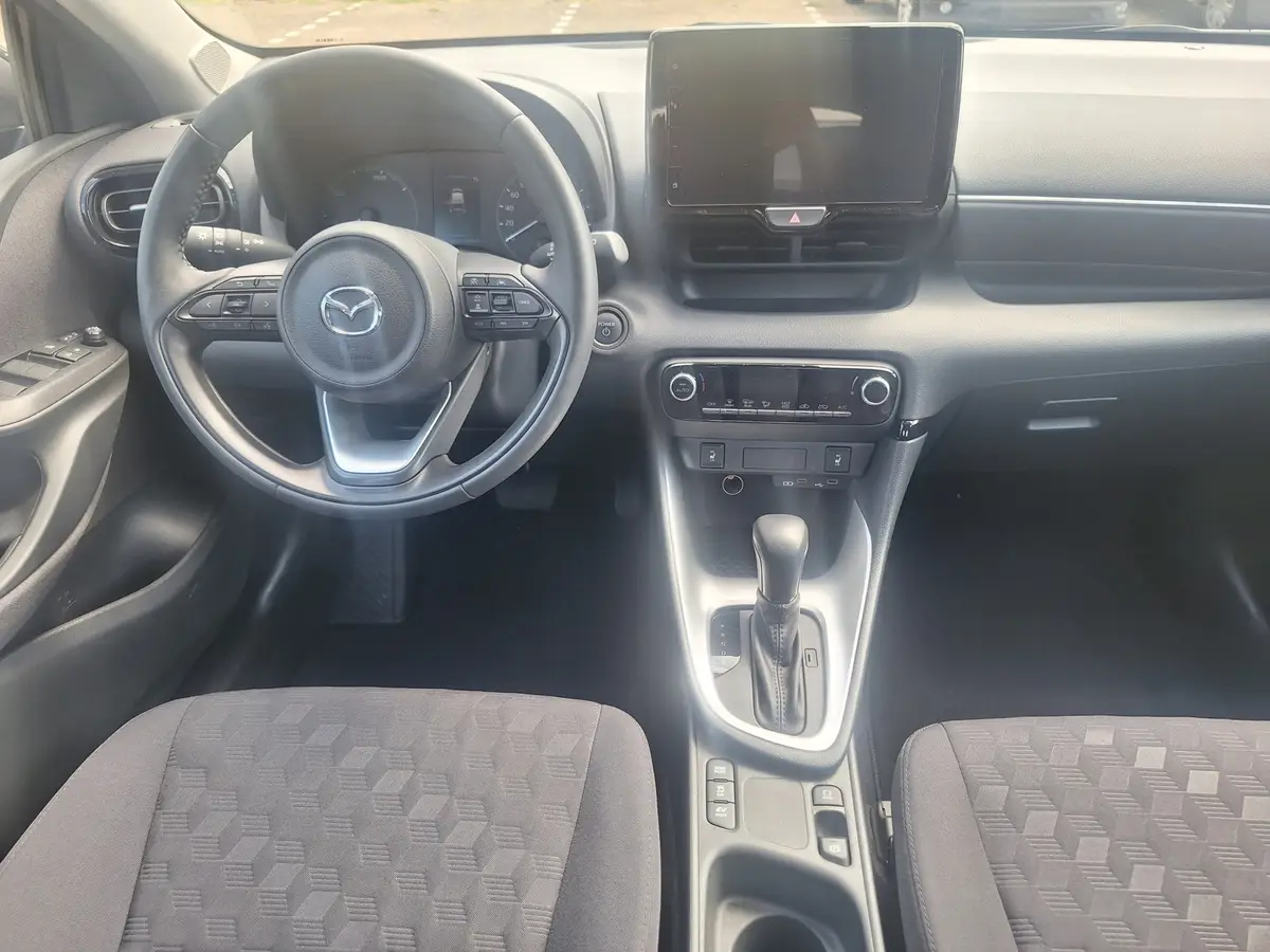Mazda 2 Hybrid 1.5 Exclusive-line: foto 2