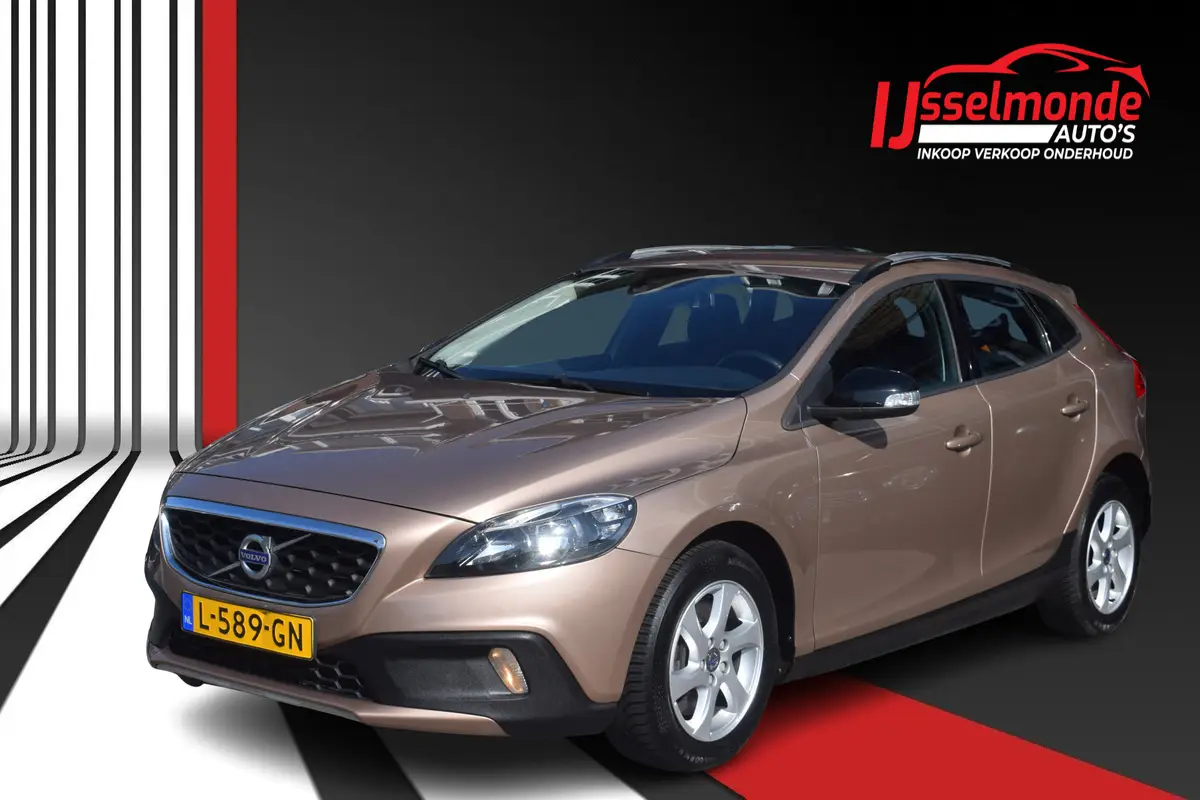 Volvo V40 Cross Country 1.5 T3 Momentum: foto 1