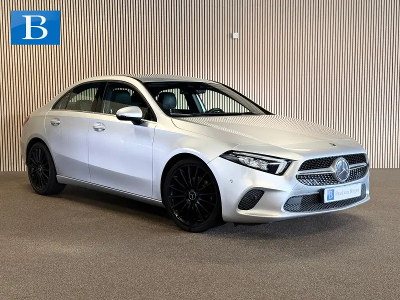 Mercedes-Benz A-Klasse 200 Limousine Business Solution-CAMERA-APPLE CARPLAY-WIDESCREEN-STOELCOMFORT-COMPL. 2019 leasen bij DreamLease: foto 1