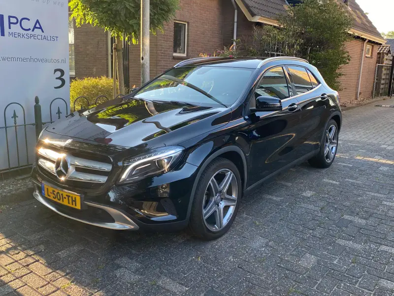 Mercedes-Benz GLA 200 Ambition 2015 leasen bij DreamLease: foto 2
