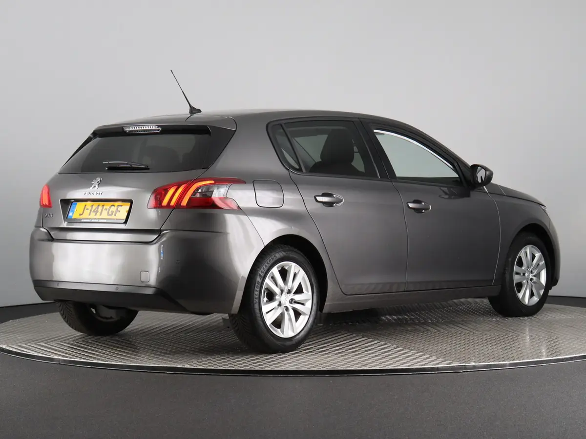Peugeot 308 1.2 PureTech Blue Lease Executive: foto 2
