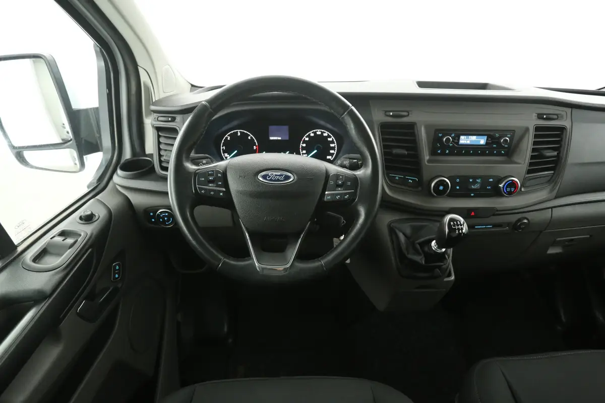 Ford Transit Custom 2.0 TDCI L2H1: foto 2