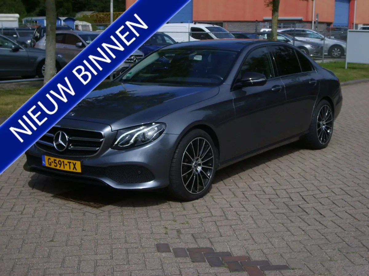 Mercedes-Benz E-Klasse 200 4MATIC Premium Plus: foto 1