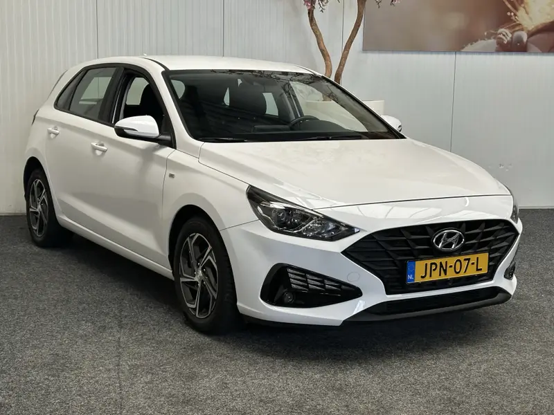 Hyundai i30 1.0 T-GDi MHEV COMFORT AUTOMAAT 2023 leasen bij DreamLease: foto 2