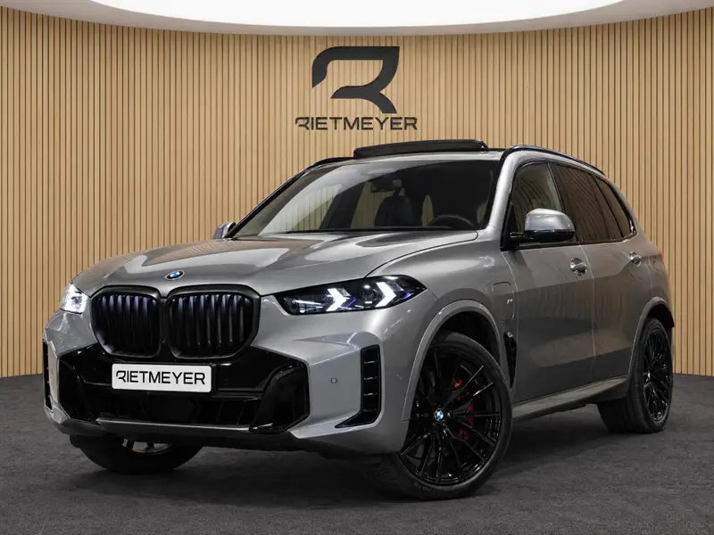 BMW X5 xDrive50e M-Sport 2025 leasen bij DreamLease: foto 1