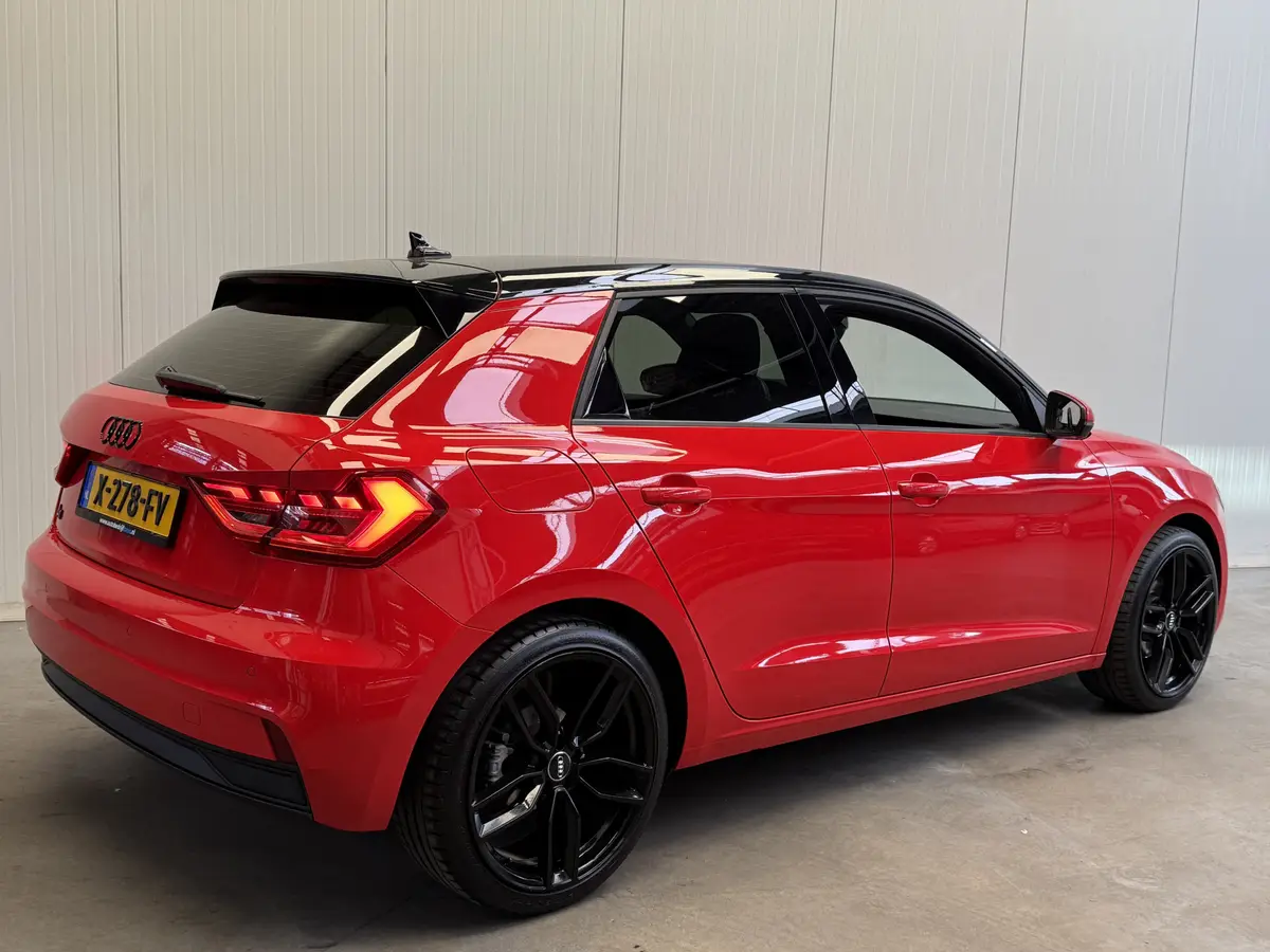 Audi A1 Sportback 30 TFSI Pro Line S: foto 2