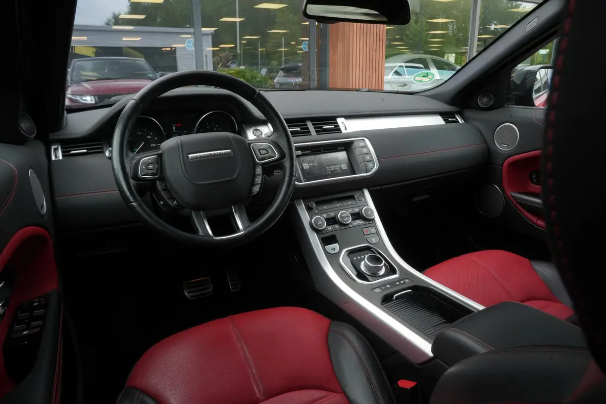 Land Rover Range Rover Evoque 2.0 Si4 SE Dynamic: foto 2