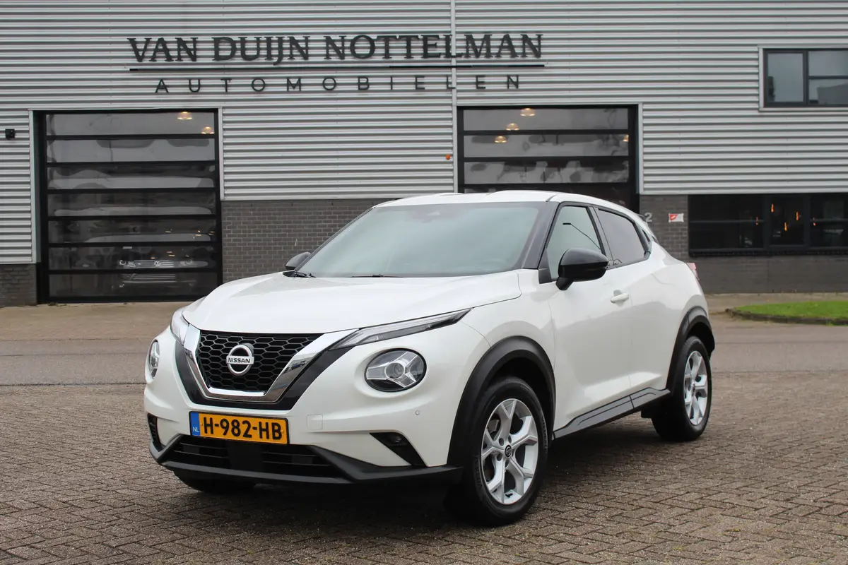 Nissan Juke 1.0 DIG-T N-Connecta: foto 1
