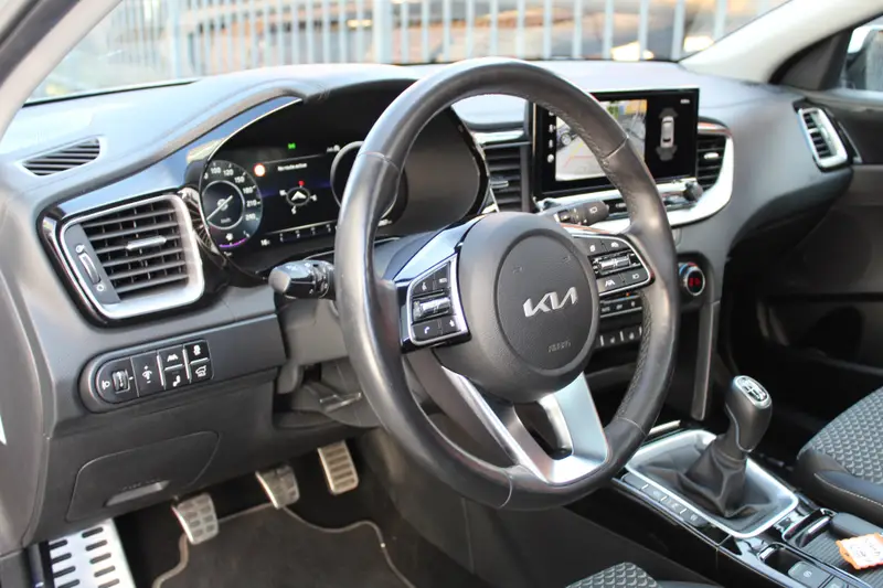 Kia Ceed Sportswagon 1.0 T-GDi ExecutiveLine | Origineel NL | Goed onderhouden 2024 leasen bij DreamLease: foto 2