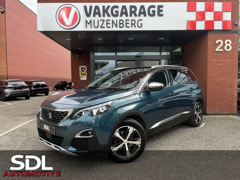 Peugeot 5008 1.2 130 PK GT-Line Crossway 7P. // ADAPT. CRUISE // SCHUIF-KANTELDAK // LEDER-ALCANTARA // ELEK. STOEL+GEHEUGEN // FOCAL AUDIO // AFN. TREKHAAK // DODEHOEK // 2020 leasen bij DreamLease: foto 1