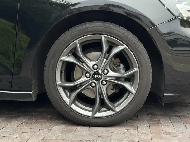 Ford Focus 1.5 EcoBoost ST Line Business 2018 leasen bij DreamLease: foto 2