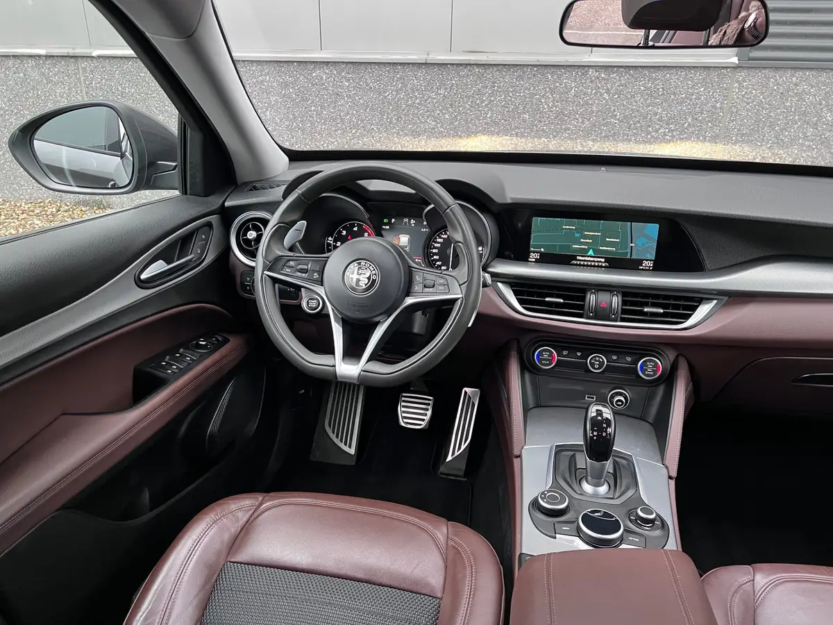 Alfa Romeo Stelvio 2.2JTD 180pk Super/Automaat8/Leder/Trekh./Camera/Concaver21": foto 2