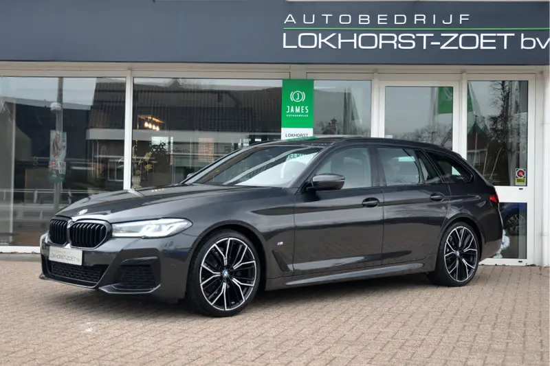 BMW 5 Serie Touring 518d High Executive Edition 2020 leasen bij DreamLease: foto 1