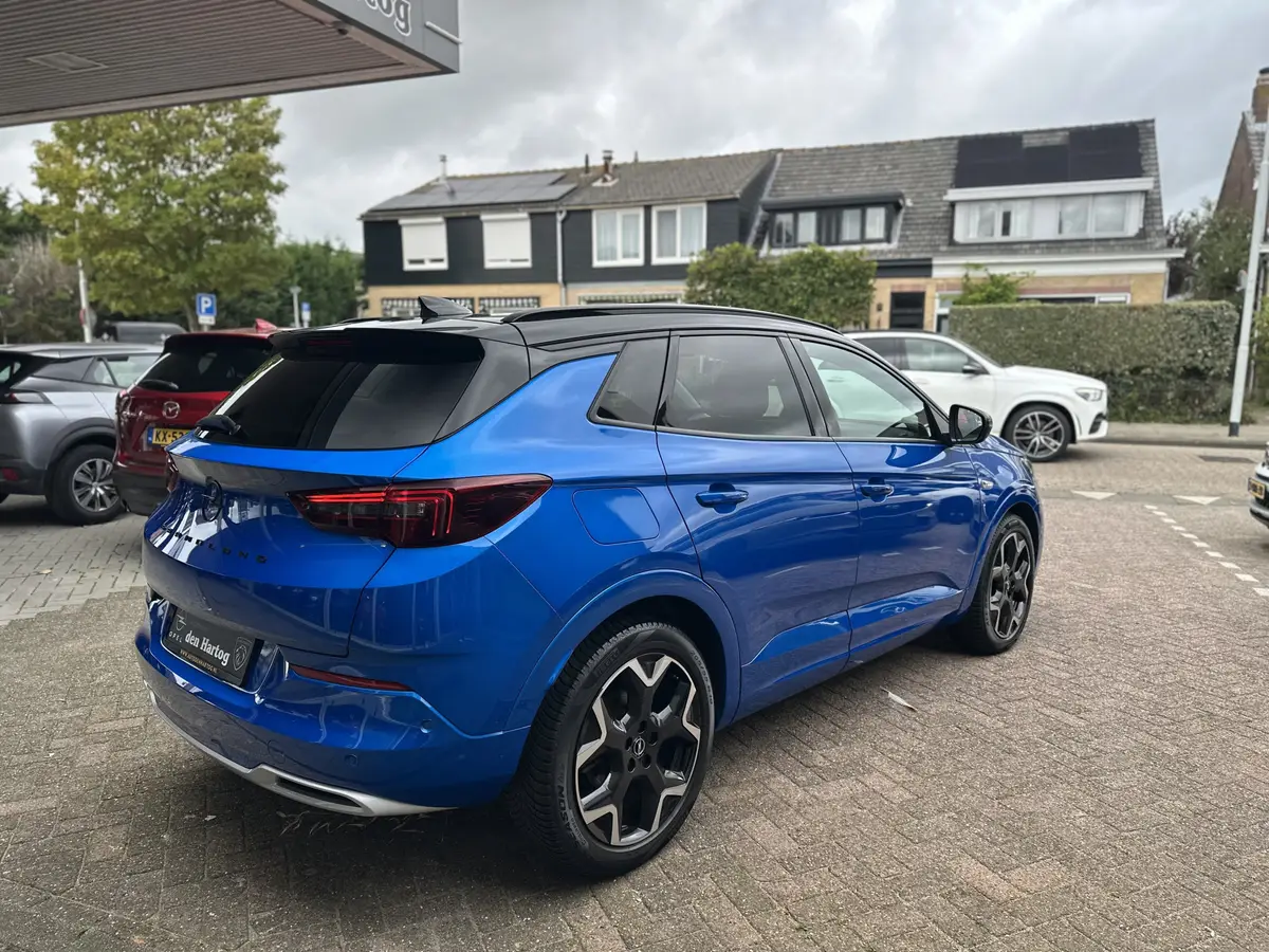 Opel Grandland 1.6 Turbo Plug-In Hybrid Ultimate: foto 2