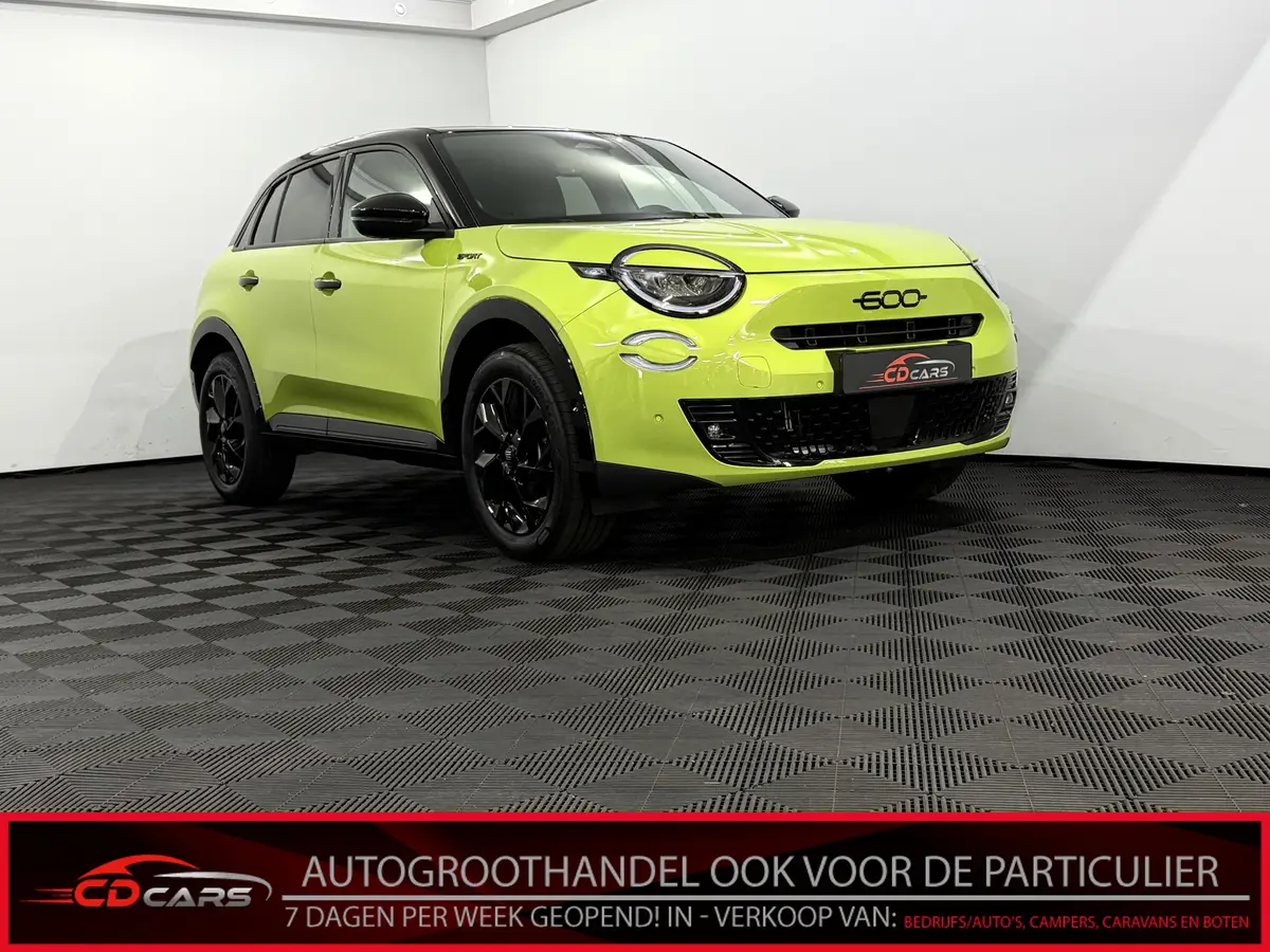 Fiat 600 1.2 Hybrid Sport 145PK: foto 1