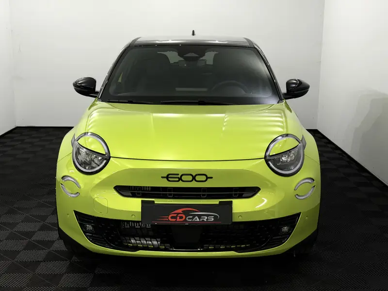 Fiat 600 1.2 Hybrid Sport 145PK 2026 leasen bij DreamLease: foto 2
