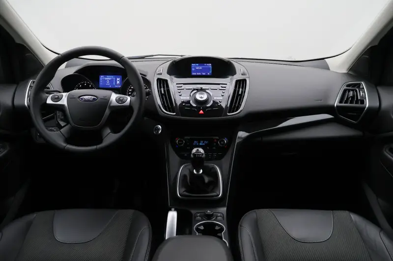 Ford Kuga 1.5 Titanium Styling Pack 2015 leasen bij DreamLease: foto 2
