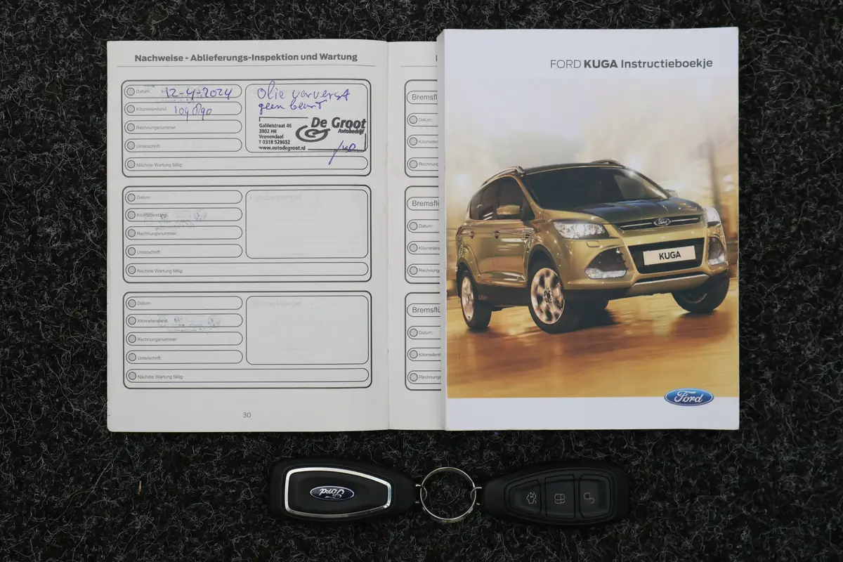 Ford Kuga 1.5 Titanium Styling Pack: foto 40