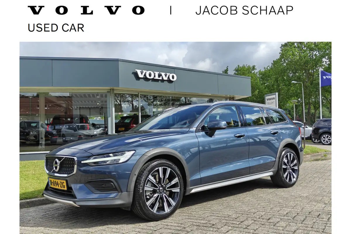 Volvo V60 Cross Country B5 AWD 265PK Pro: foto 1