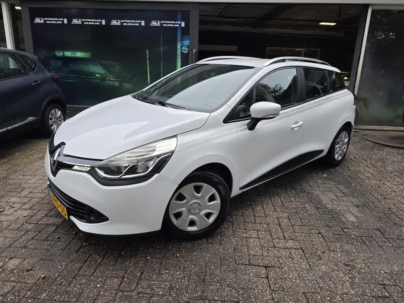 Renault Clio Estate 1.5 dCi ECO Expression nw koppeling| 2015 leasen bij DreamLease: foto 1