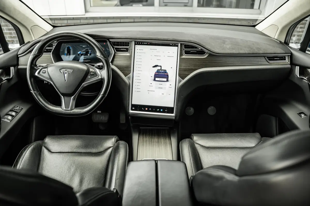 Tesla Model X 90D Free Super Charge: foto 2