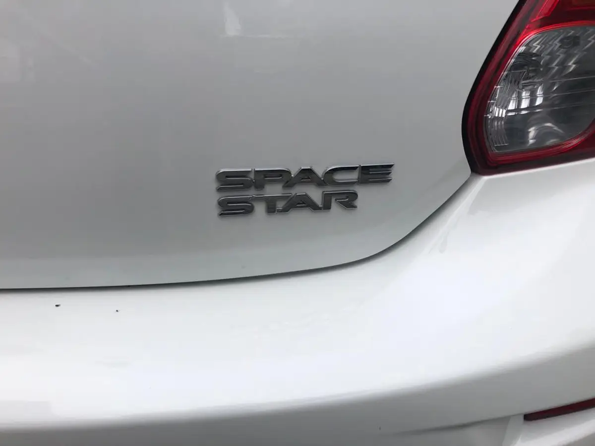 Mitsubishi Space Star 1.0 Cool+: foto 17