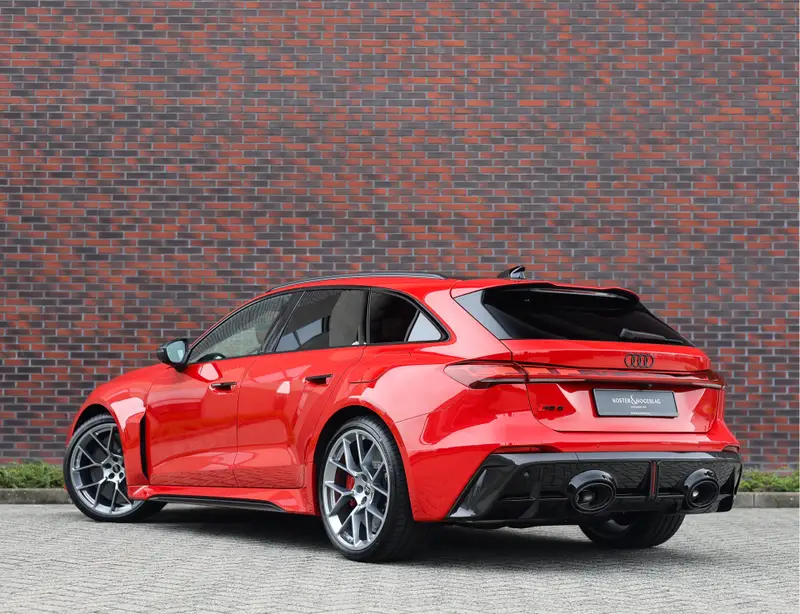 Audi RS5 Avant e-hybrid quattro 2026 leasen bij DreamLease: foto 2