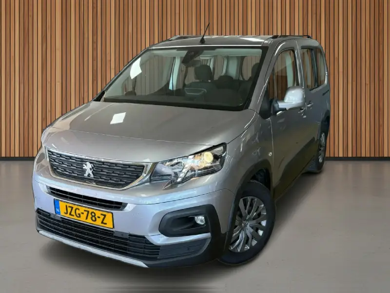 Peugeot Rifter 1.2 Puretech Allure | Navigatie | Camera 2019 leasen bij DreamLease: foto 1