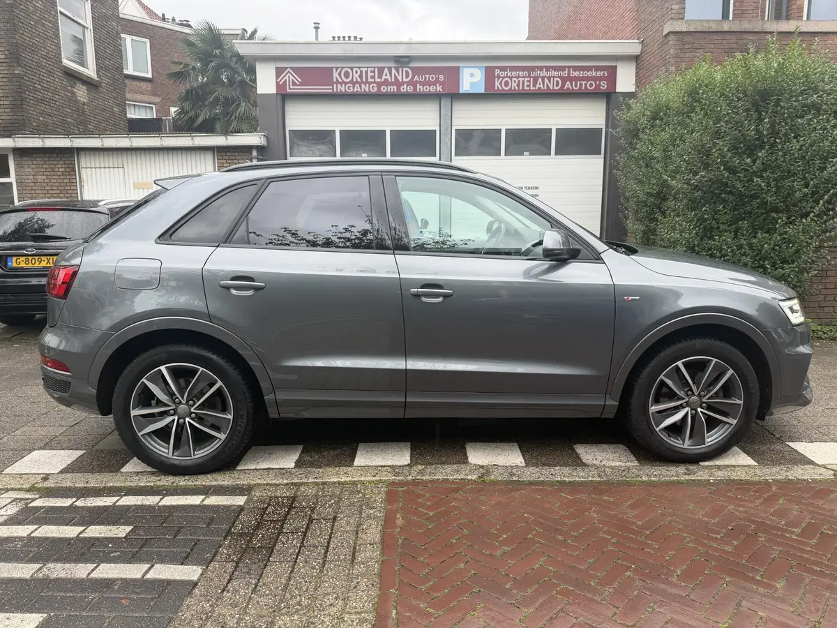 Audi Q3 1.4 TFSI CoD Sport S Line Edition: foto 2