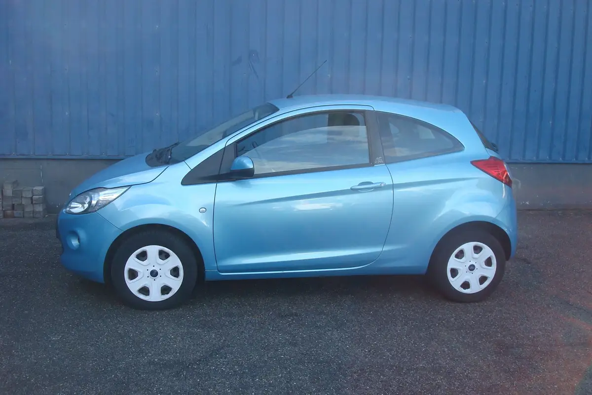 Ford Ka 1.2 Style start/stop, 1e eigenaar, nieuwe banden, airco: foto 2