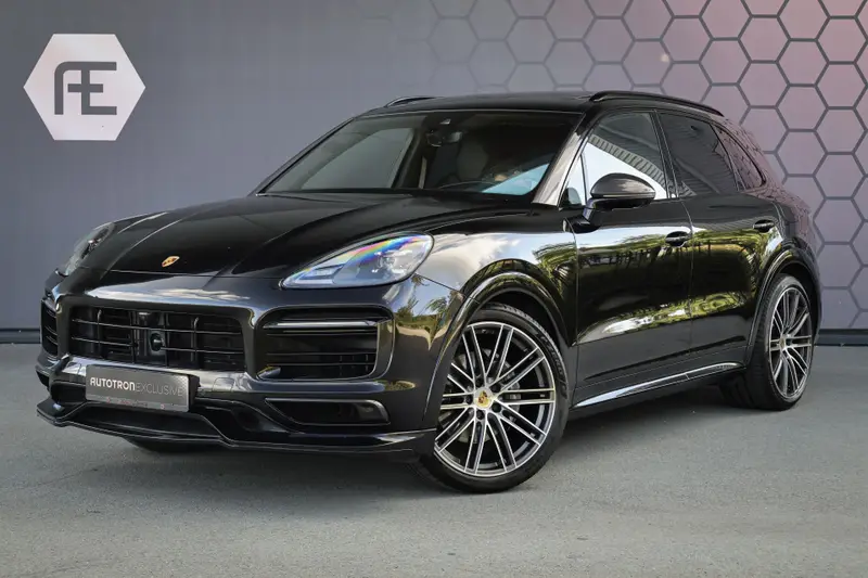 Porsche Cayenne 3.0 E-Hybrid Platinum Edition BTW AUTO | TECHART VOORSPOILER | CARBON | BURMESTER | STOELVERKOELING & VERWARMING | HEAD UP | PLATINUM EDITION | 2023 leasen bij DreamLease: foto 1