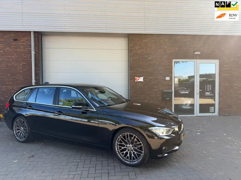 BMW 3 Serie Touring 316i High Executive Upgrade|FULL OPTION 2013 leasen bij DreamLease: foto 1