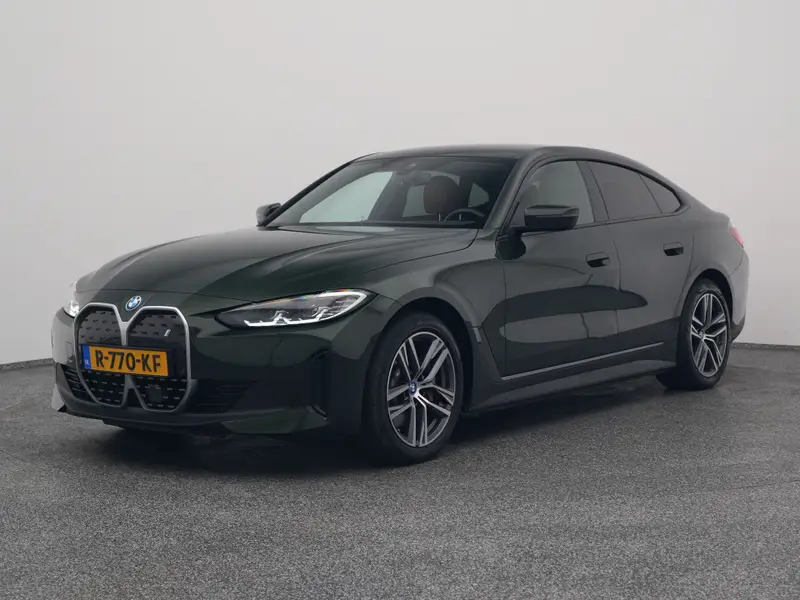 BMW i4 2022 leasen bij DreamLease: foto 1