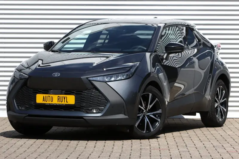 Toyota C-HR 1.8 Hybrid 140 Dynamic 2024 leasen bij DreamLease: foto 1