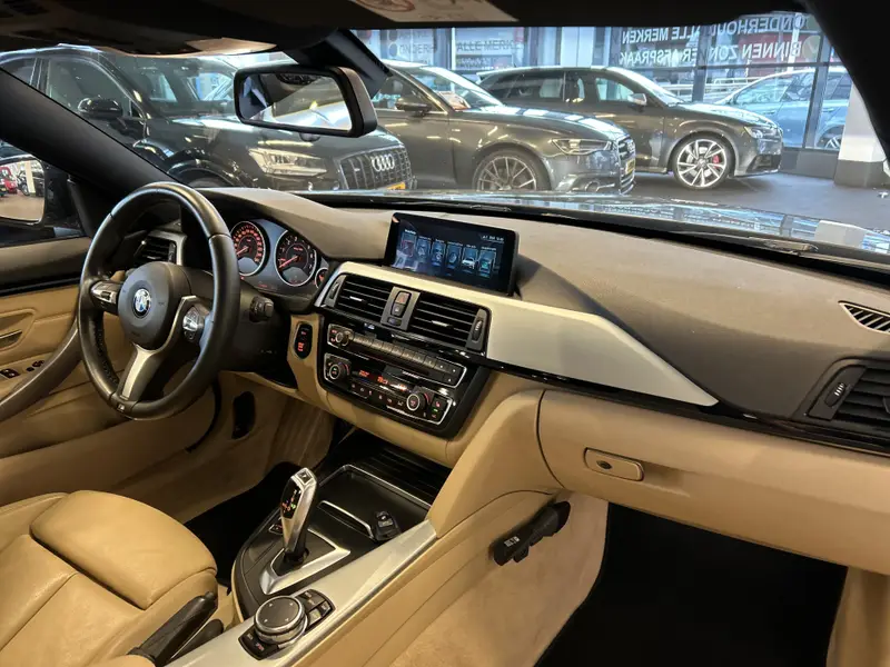 BMW 4 Serie Gran Coupé 418i Individual M-pakket Schuifkanteldak/Automaat/Navigatie/Climate controle/Cruise cotrole/Lederen bekleding+stoelverwarming/Xenon/LED dagrijverlichting/Parkeersensoren achter/Nederlandse auto/Dealeronderhouden 2016 leasen bij DreamLease: foto 2