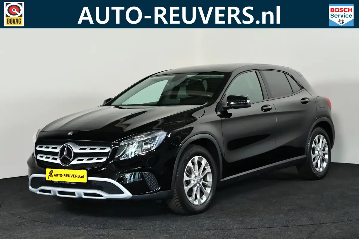 Mercedes-Benz GLA 180 Ambition: foto 1