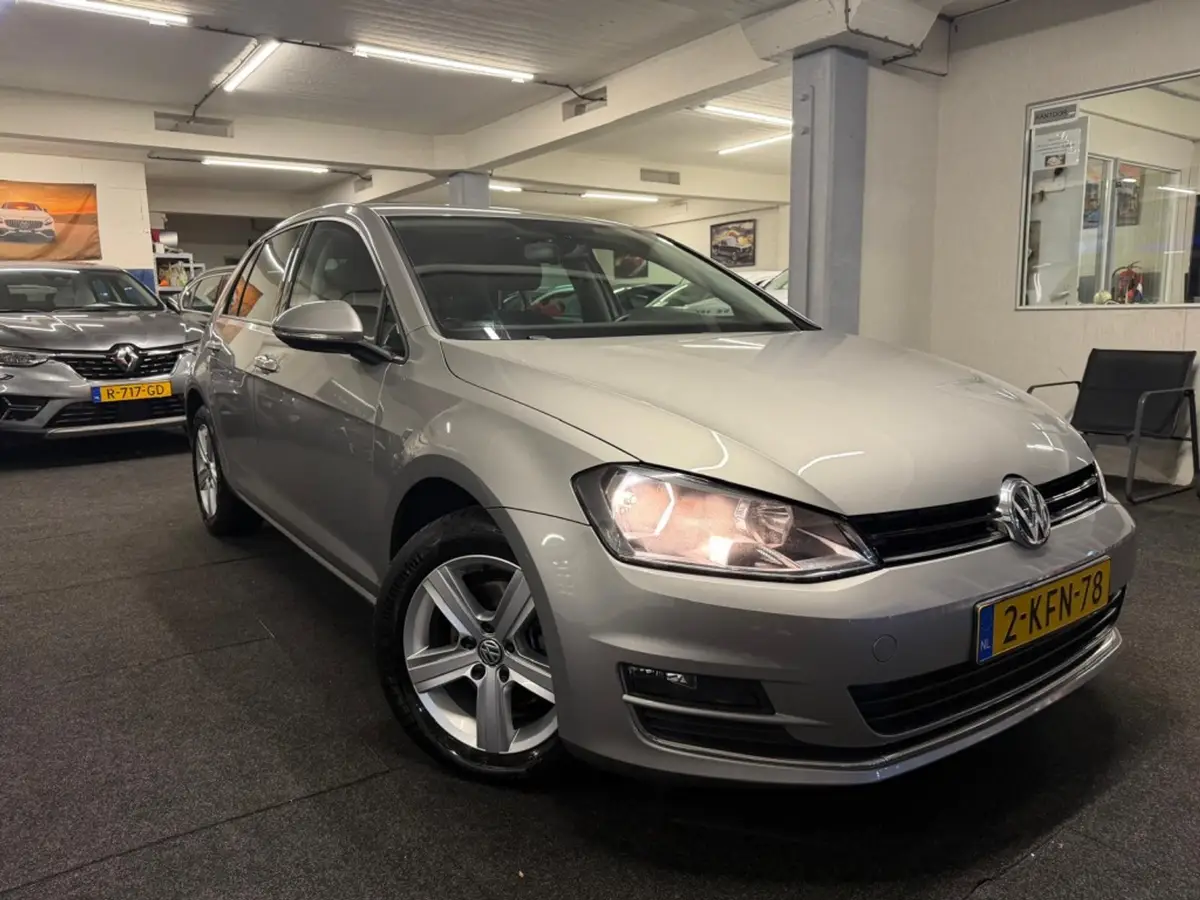 Volkswagen Golf 1.2 TSI Highline*NAP*Navi*Alcantara: foto 2