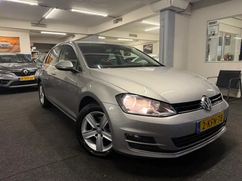 Volkswagen Golf 1.2 TSI Highline*NAP*Navi*Alcantara 2013 leasen bij DreamLease: foto 2