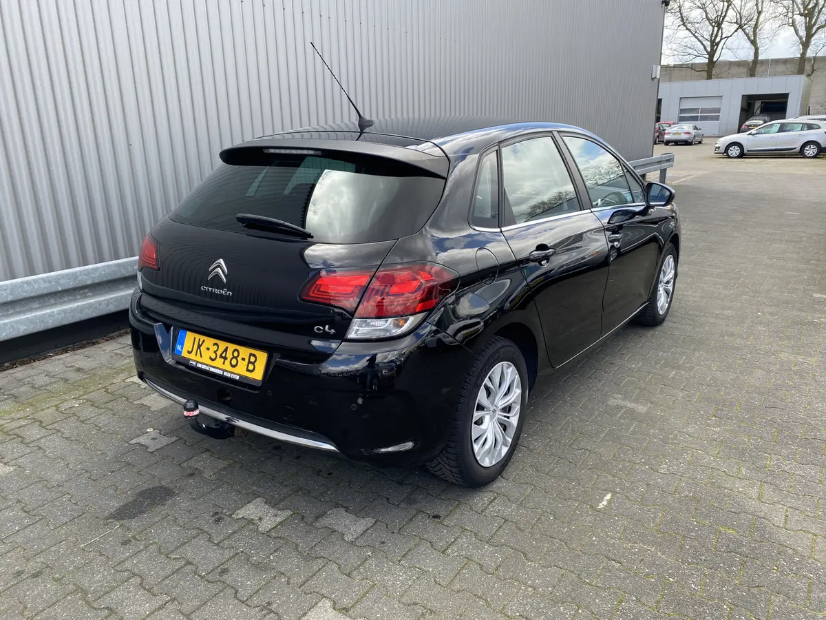 Citroën C4 1.2 PureTech Shine: foto 2
