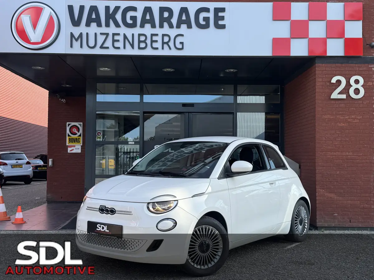 Fiat 500e Icon 42 kWh 118pk // APPLE CARPLAY / ANDROID AUTO // CLIMA // CRUISE-CONTROL // 16'' LICHT METALEN VELGEN //: foto 1