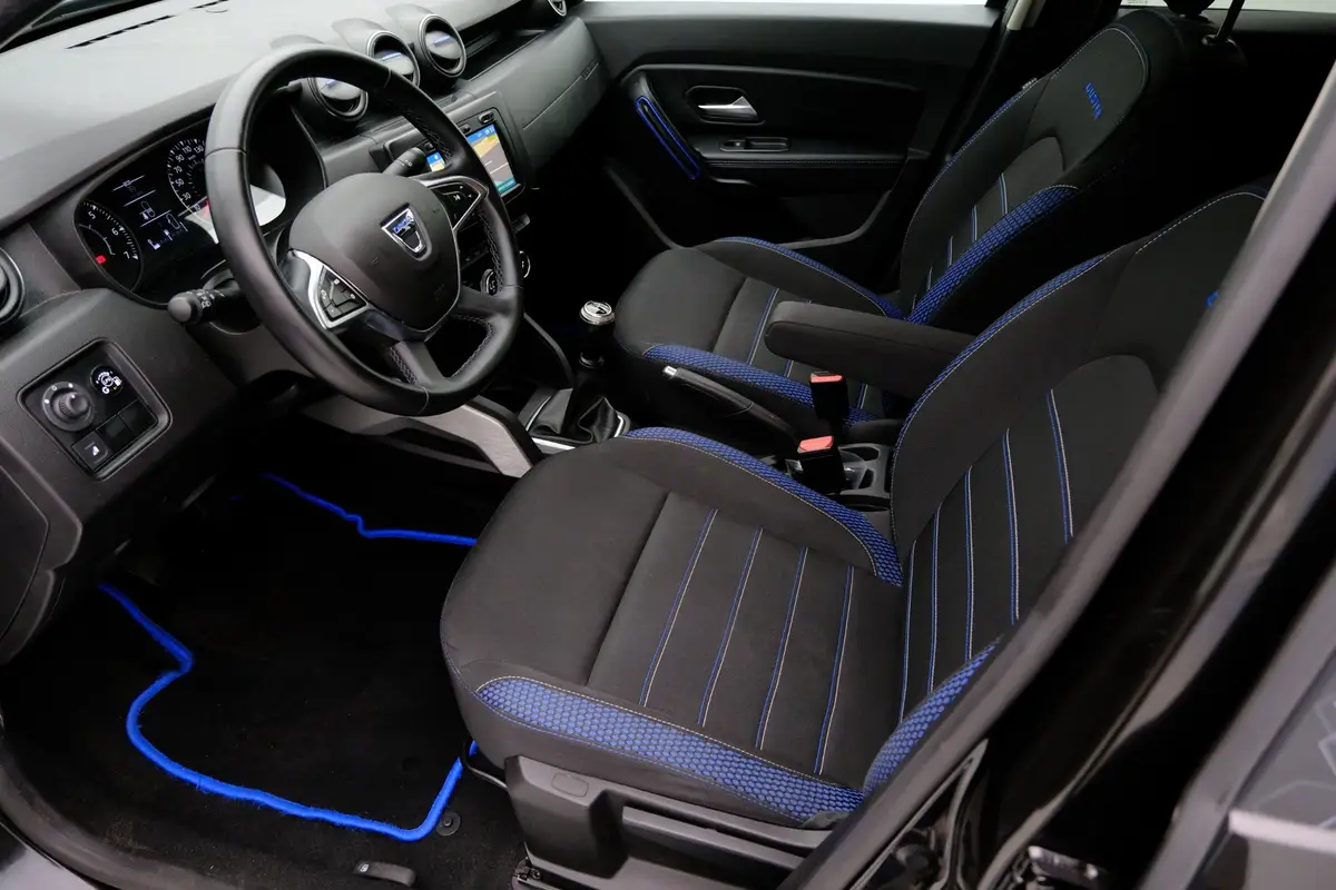 Dacia Duster 1.0 TCe Bi-Fuel/LPG-G3 Serie Limitee 15th Anniversary -Lees Advertentie!-Cam|Clima|Navi|LMV: foto 2