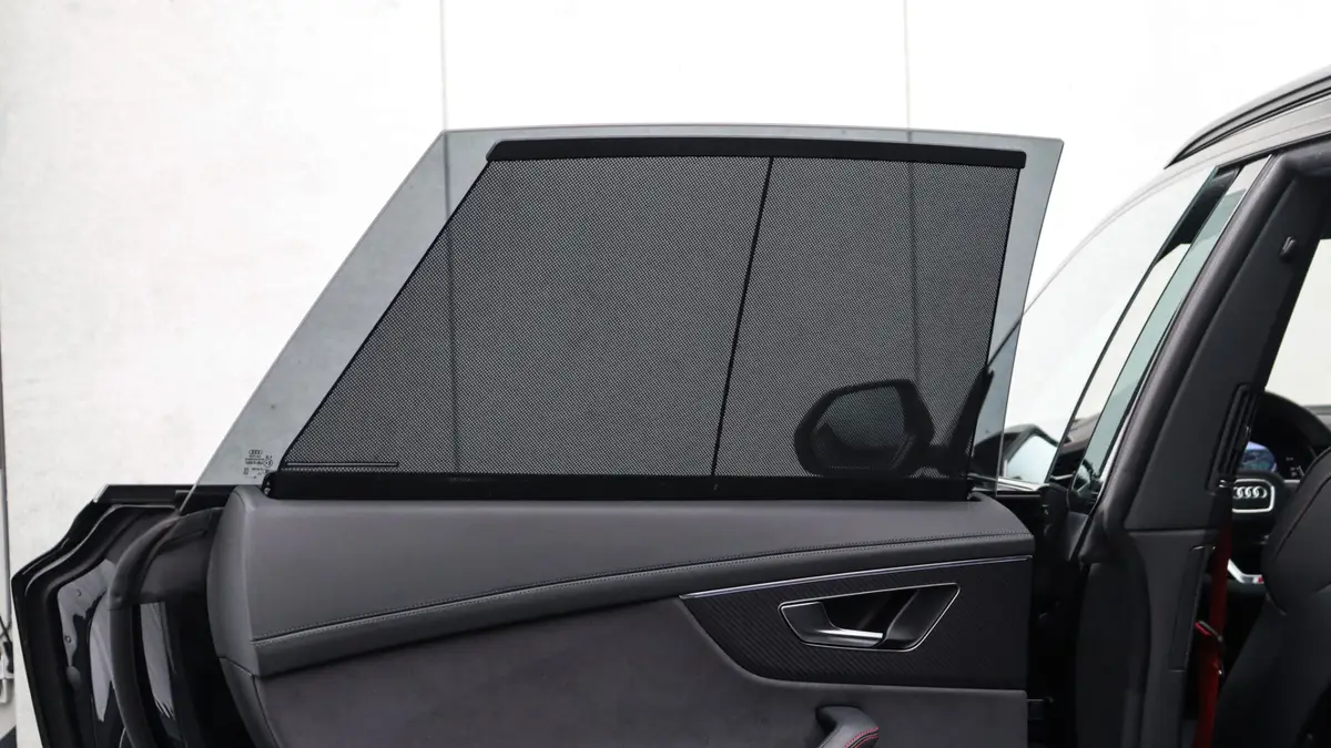 Audi SQ8 4.0 TFSI quattro: foto 40