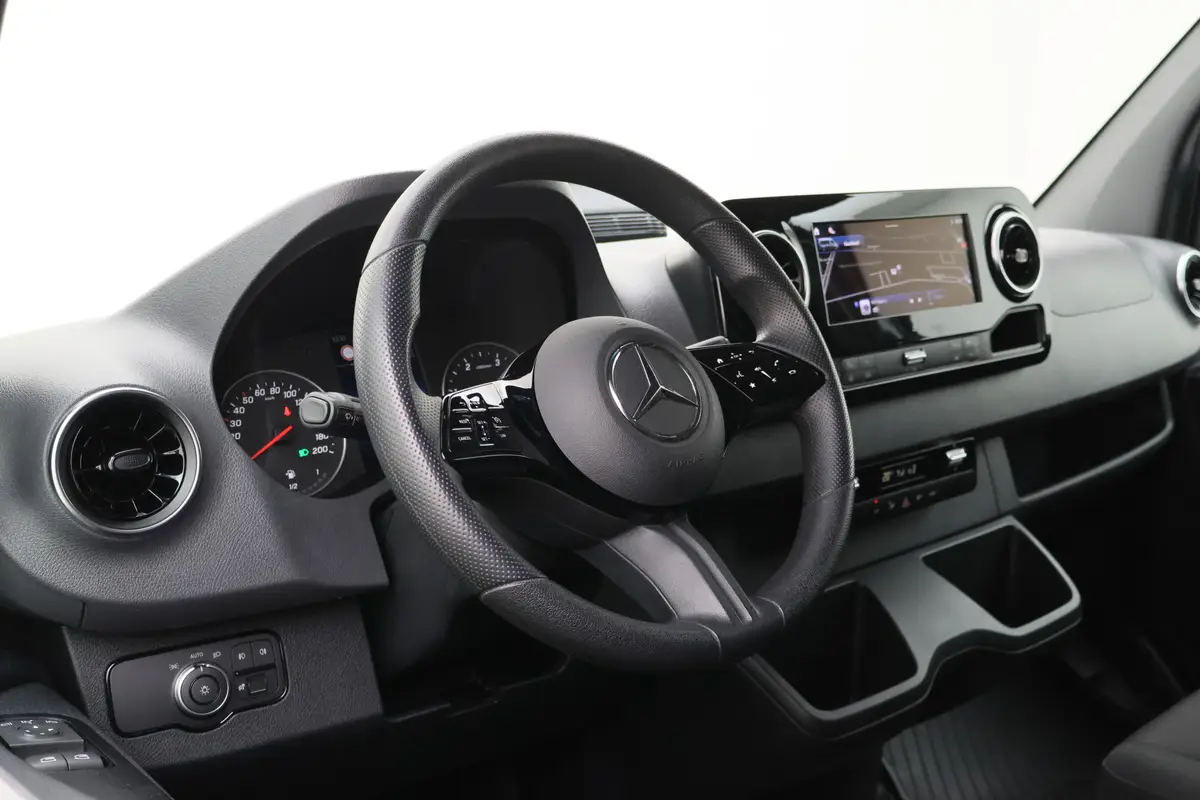 Mercedes-Benz Sprinter 317 CDI L2H2: foto 2