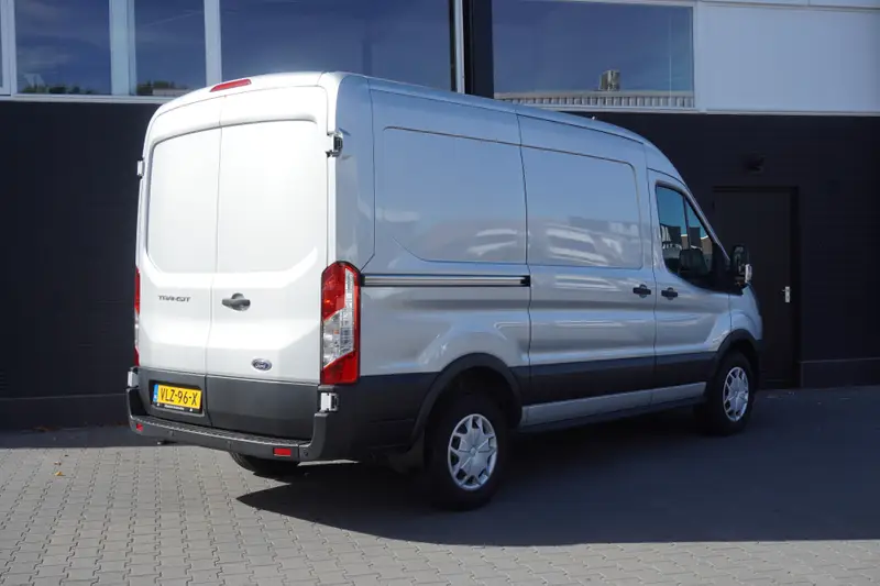 Ford Transit 2.0 TDCI 130PK L2H2 MHEV EURO 6 2021 leasen bij DreamLease: foto 2