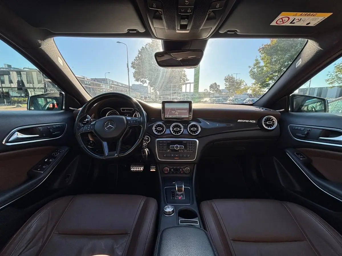 Mercedes-AMG GLA AMG 45 4M Edition 1: foto 2