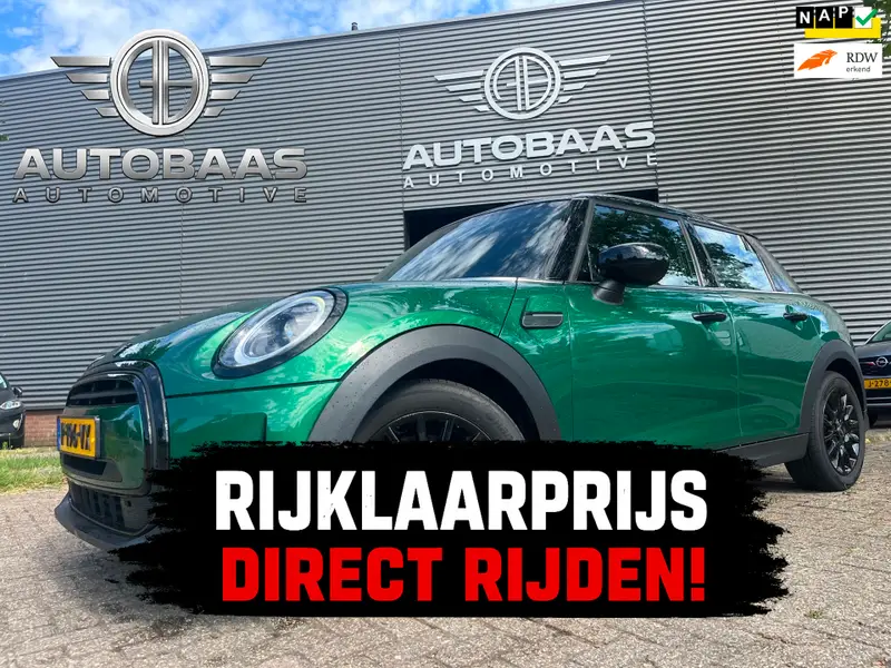 MINI 5-Deurs 1.5 Cooper Business Edition **NW APK** AUTOMAAT+NLAUTO+1EIG+1/2LEDER+FULL LED+NAVIGATIE+SPORTSTOELEN+INCL BTW+ 2022 leasen bij DreamLease: foto 1