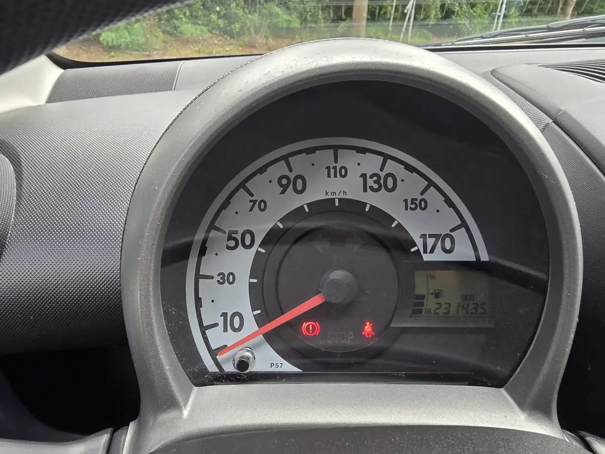 Toyota Aygo 1.0 VVT-i Now |3/6 OF 12MND GARANTIE | AIRCO |: foto 31